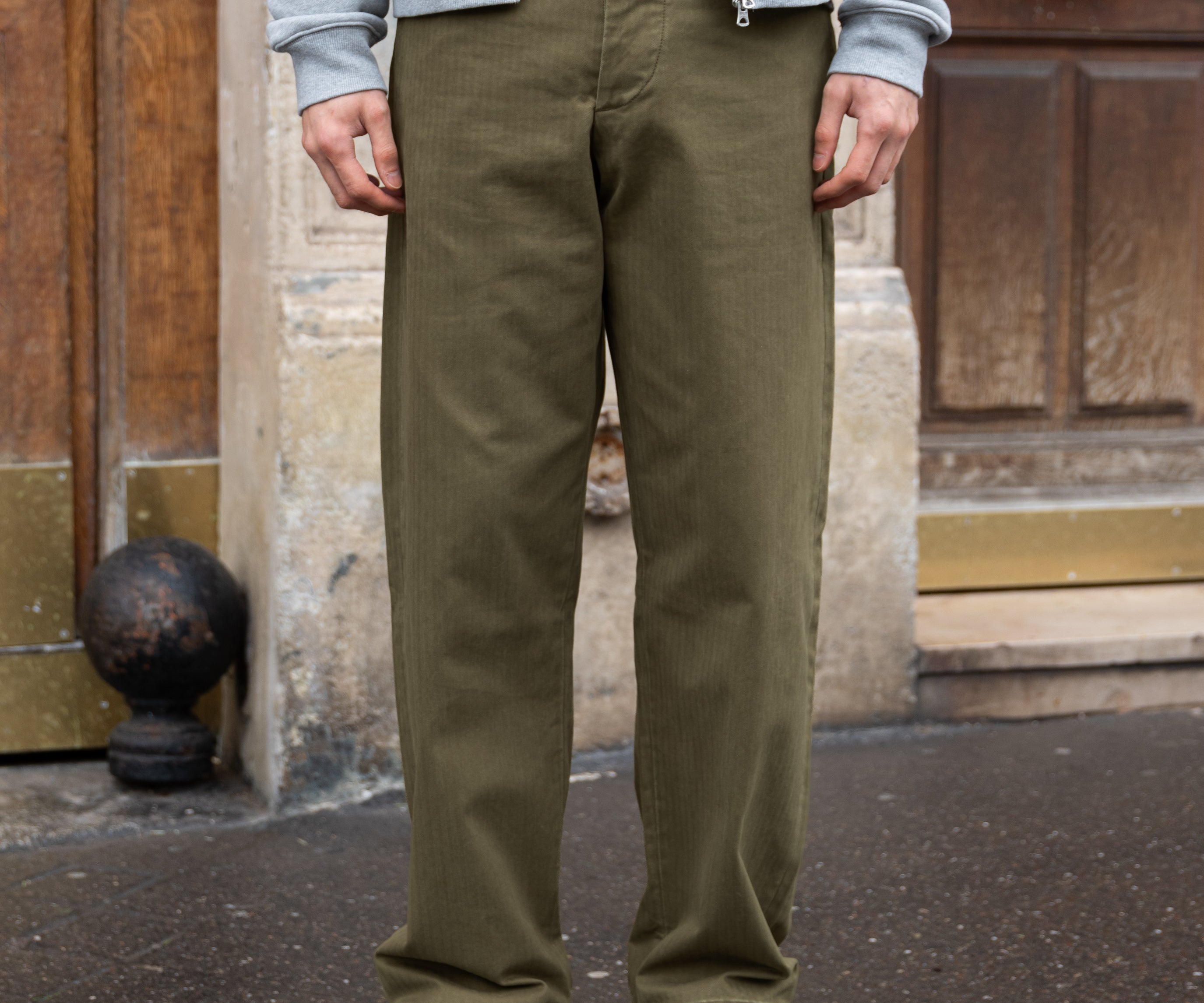THE UTILITY PANTS Pants US26 / OLIVE GREEN - BRUT Clothing US
