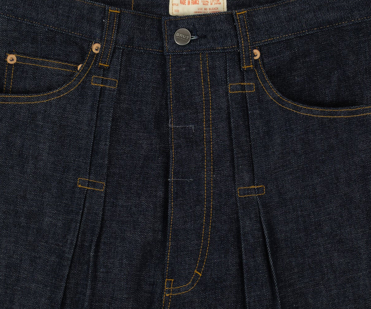 THE DOUBLE PLEATED DENIM Pants US28 / RAW INDIGO - BRUT Clothing US