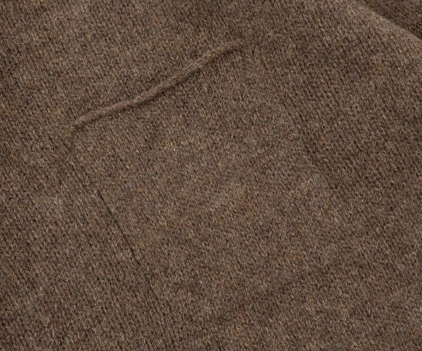 THE V-NECK SHETLAND Knitwear SMALL / BROWN - BRUT Clothing US