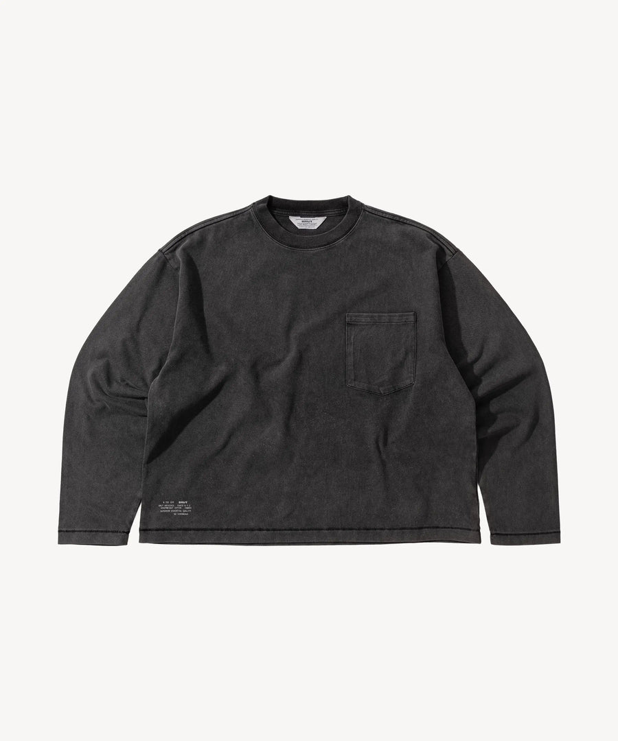 THE BEST LONG-SLEEVE POCKET TEE