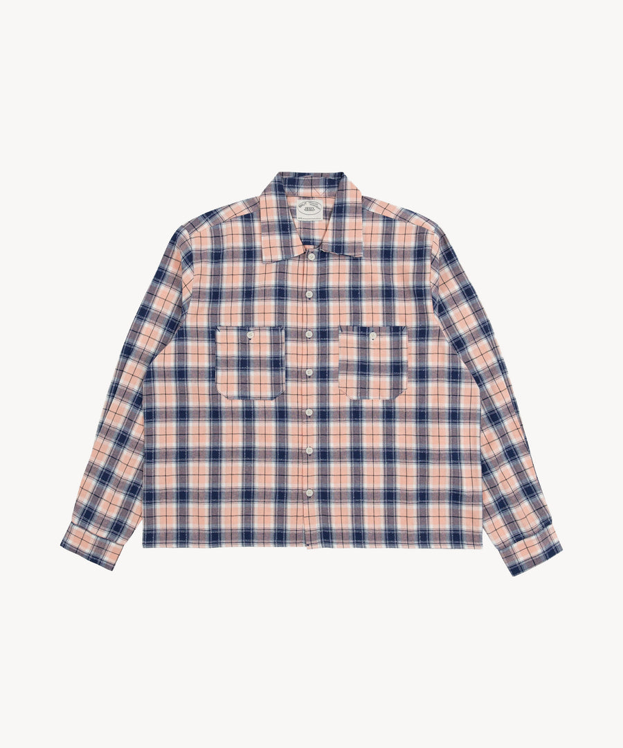 THE OVERSIZED WORK SHIRT